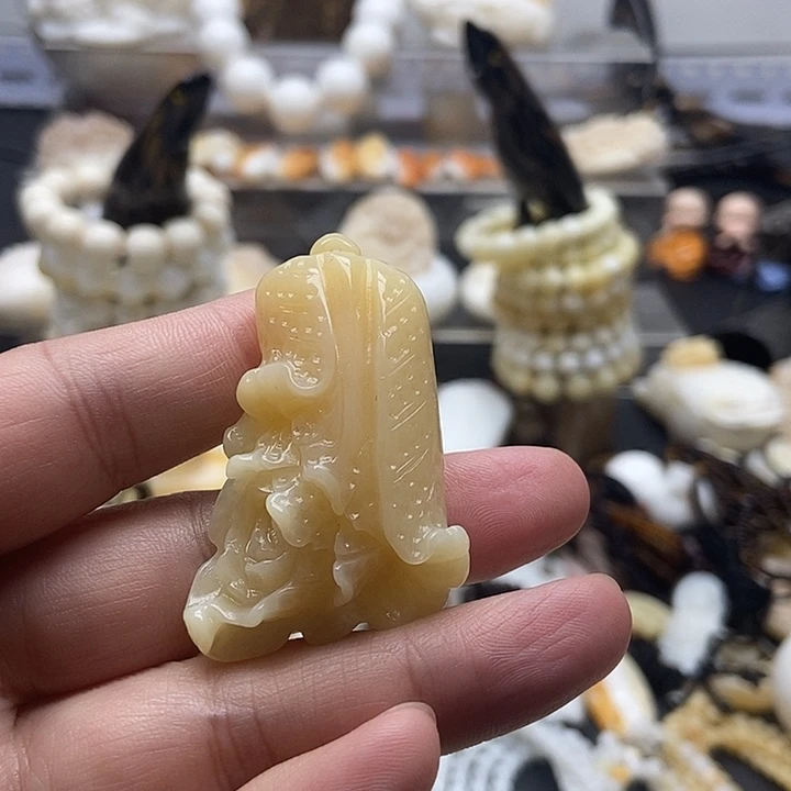 非金属贝壳贝雅轩工艺品玉化黄白菜