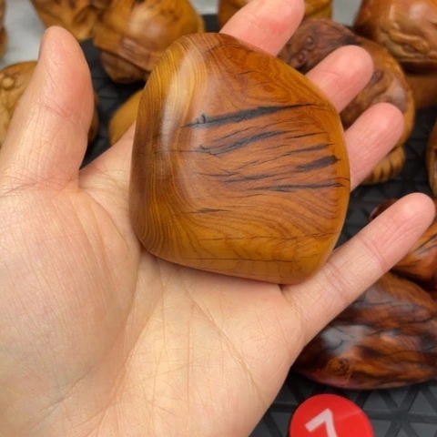 【闪购商品】柏木（崖柏）用****5正宗太行陈化黑油把件