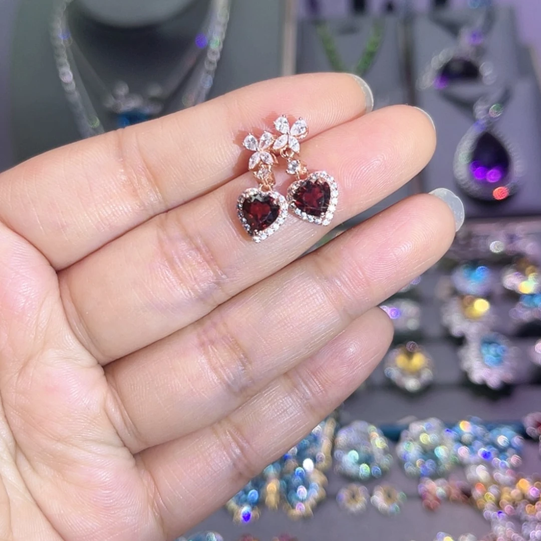 【闪购商品】石榴石耳饰银S925镶嵌