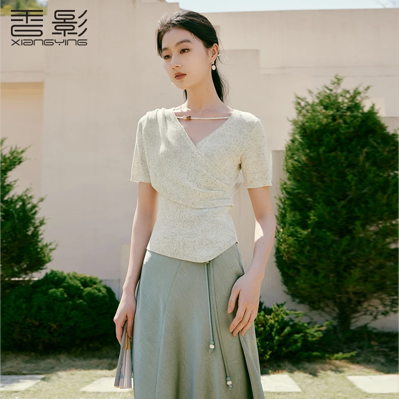 【直播专享】M85S530 t恤 香影v领针织女短袖夏季新款高级感不规