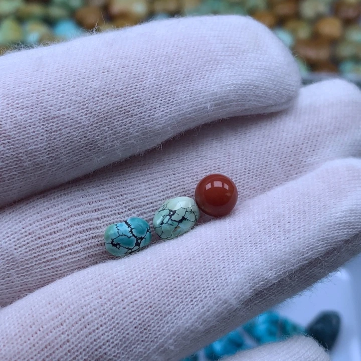 南红玛瑙未镶嵌珠宝奇石