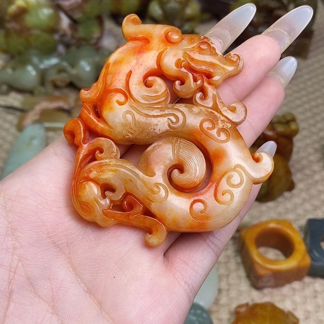 未镶嵌蛇纹石玉颈饰