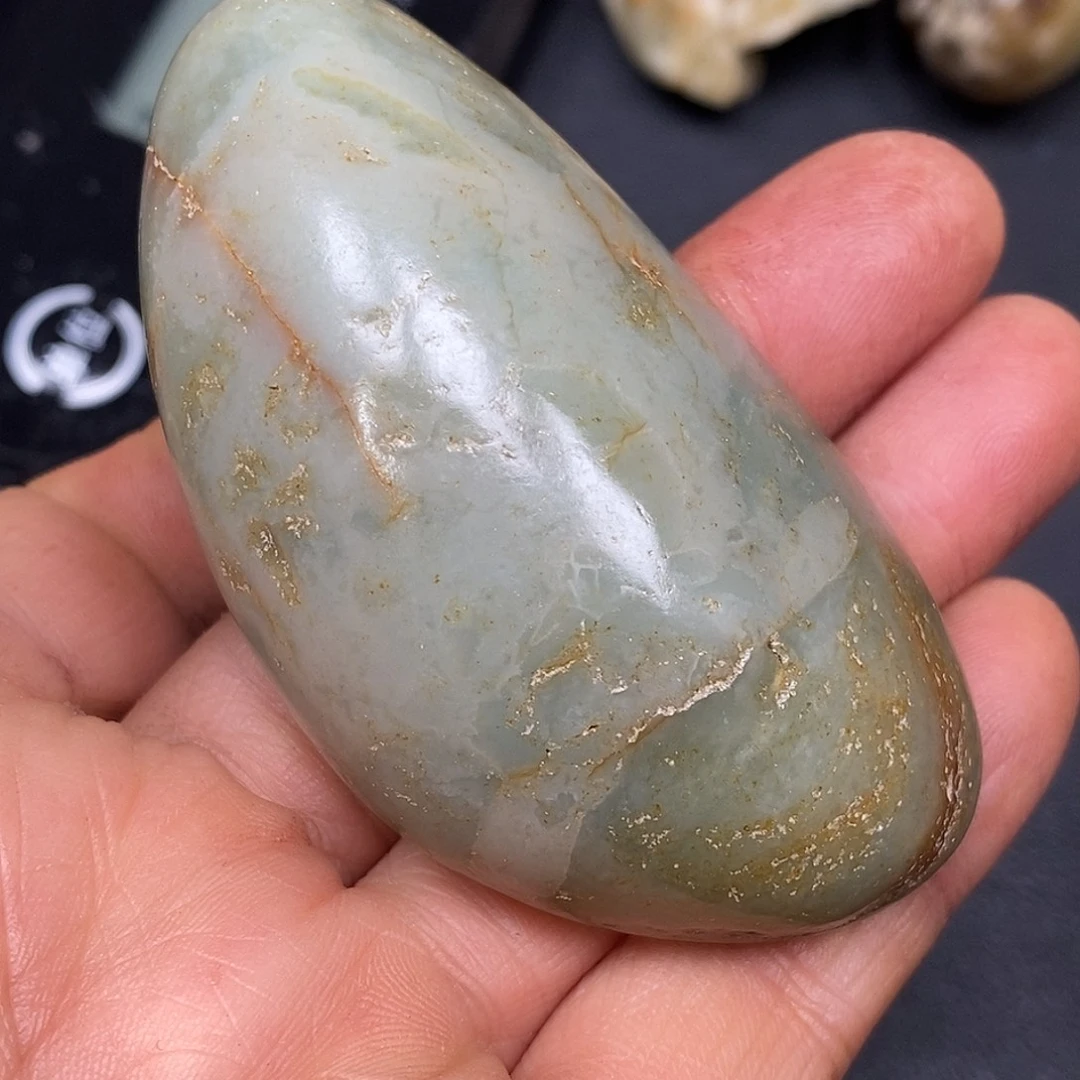 和田玉未镶嵌珠宝奇石