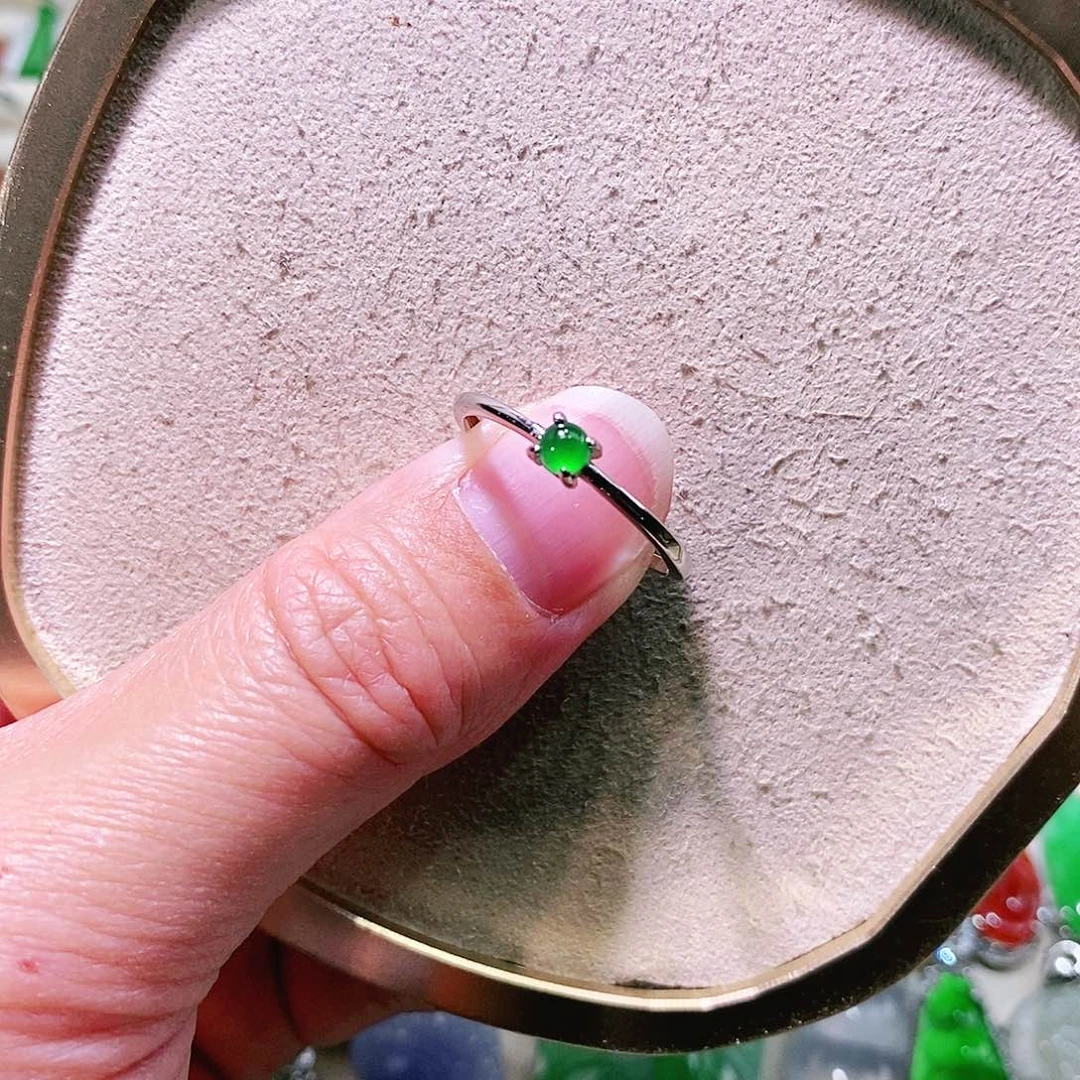 【闪购商品】翡翠挂件未镶嵌裸石