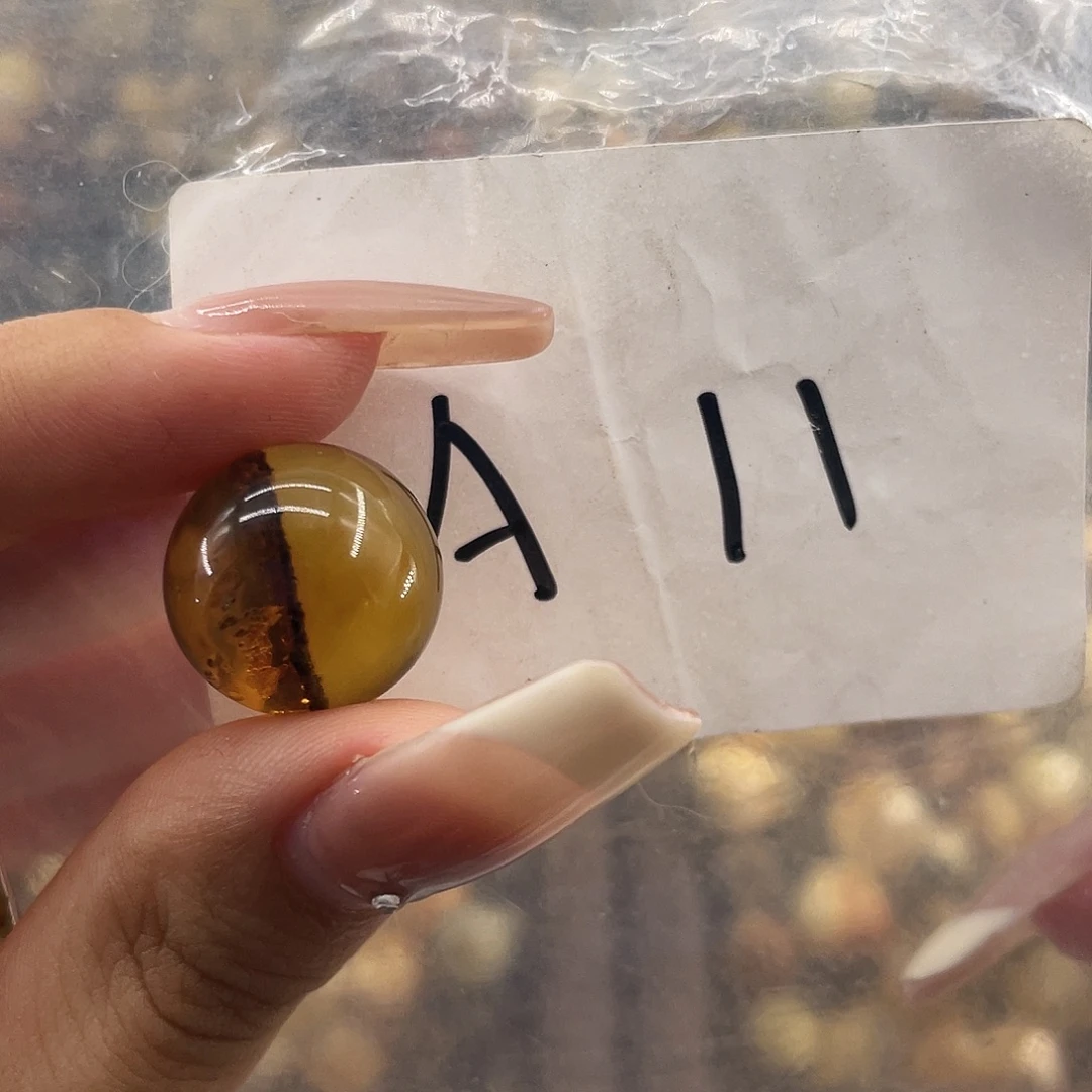 琥珀未镶嵌裸石16.5福利