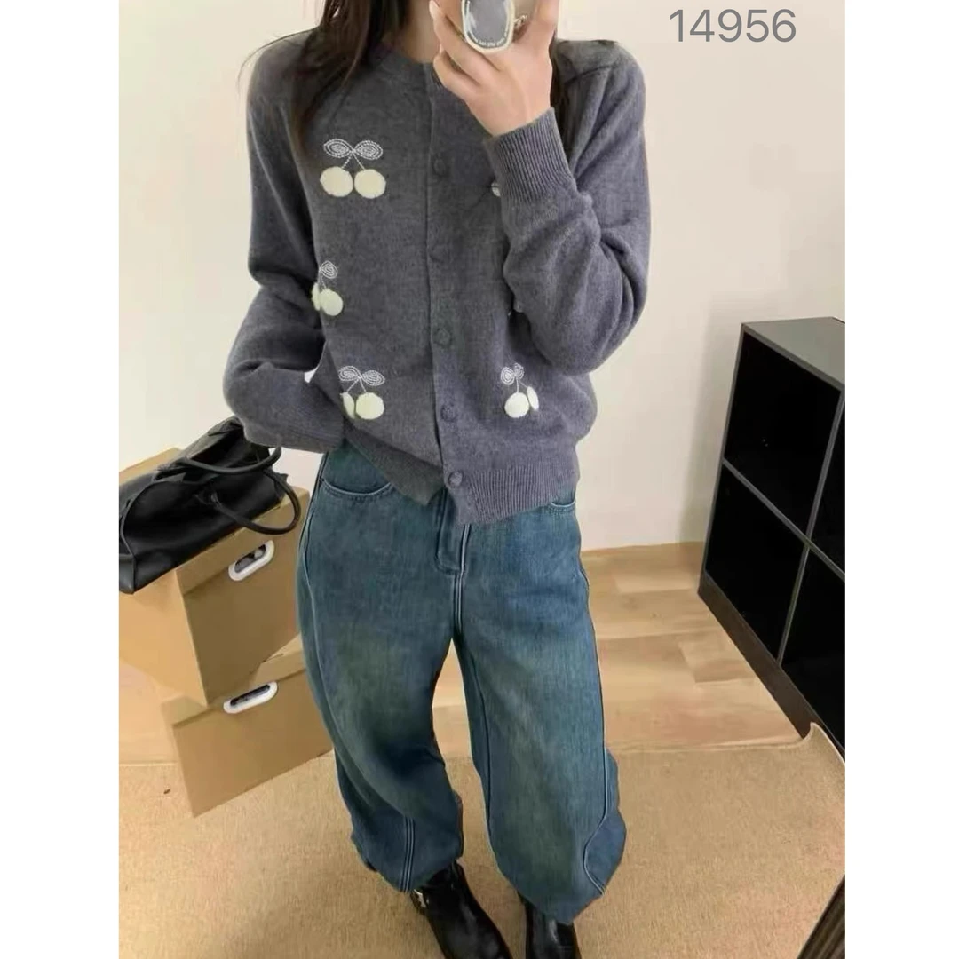 14956（部分无水洗唛，介意慎拍）WANGDAN新款圆领樱桃针织开衫长袖