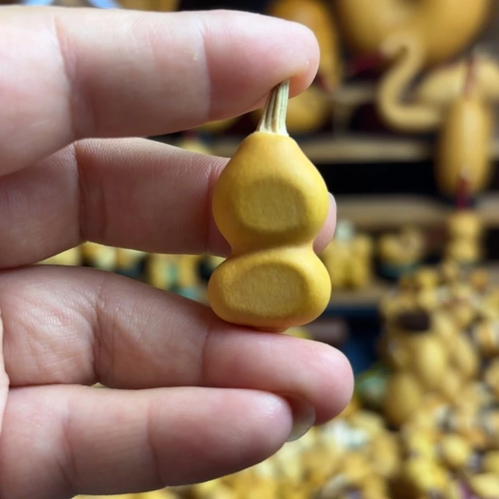 故***呀木天然葫芦草里金小扁