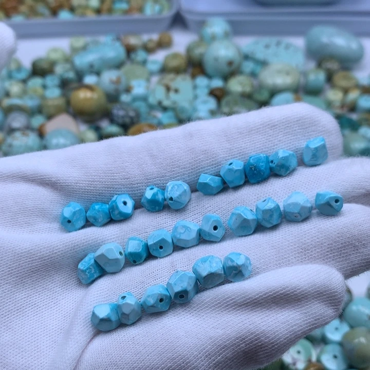 对***。未镶嵌南红玛瑙珠宝奇石