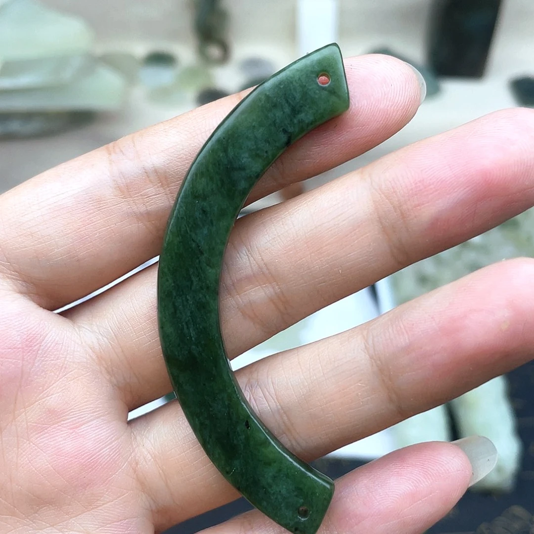 和田玉（糖玉）未镶嵌颈饰