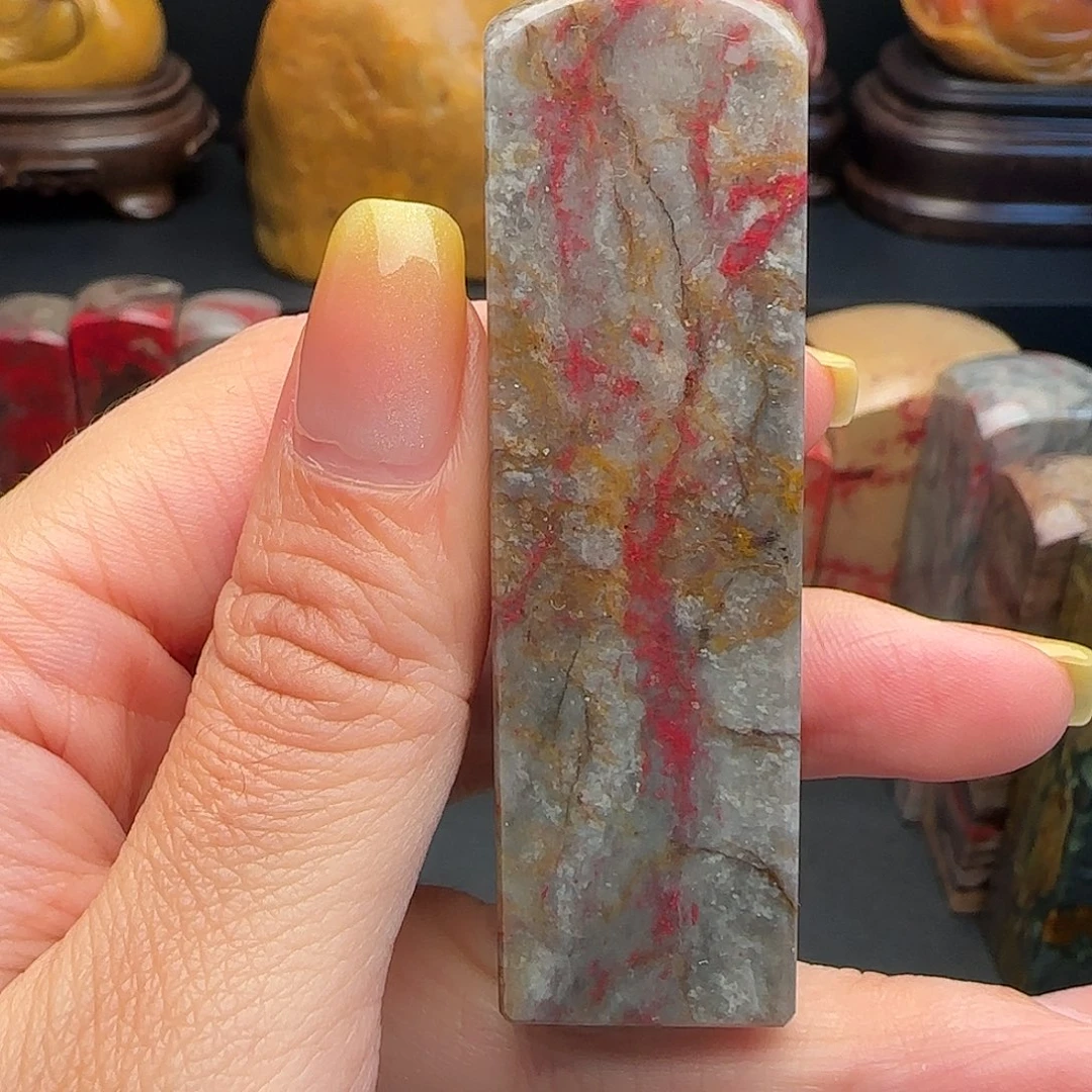 昌化石昌化鸡血石