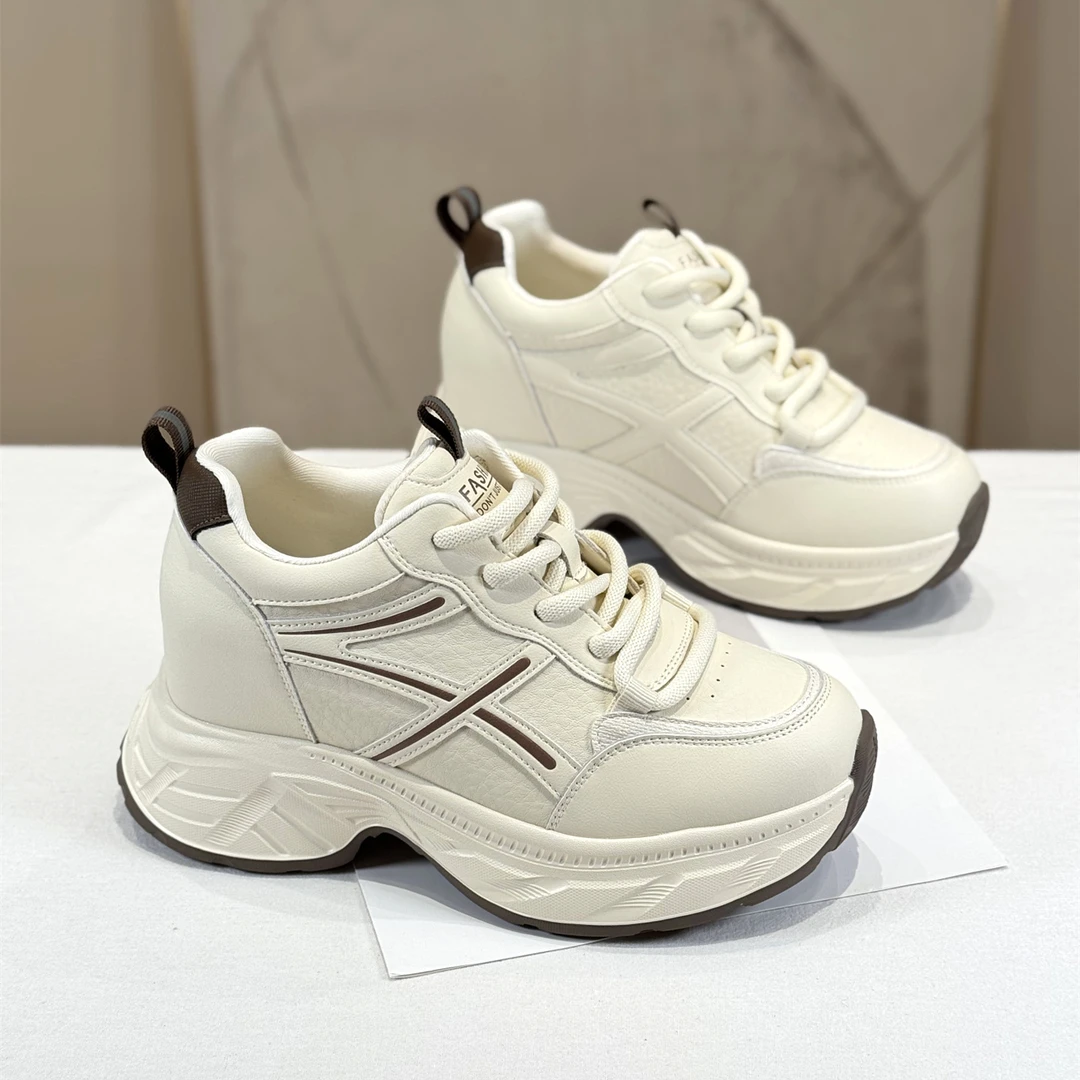 韩版小个子内增高休闲鞋女2025新款秋8cm厚底百搭运动时髦老爹鞋