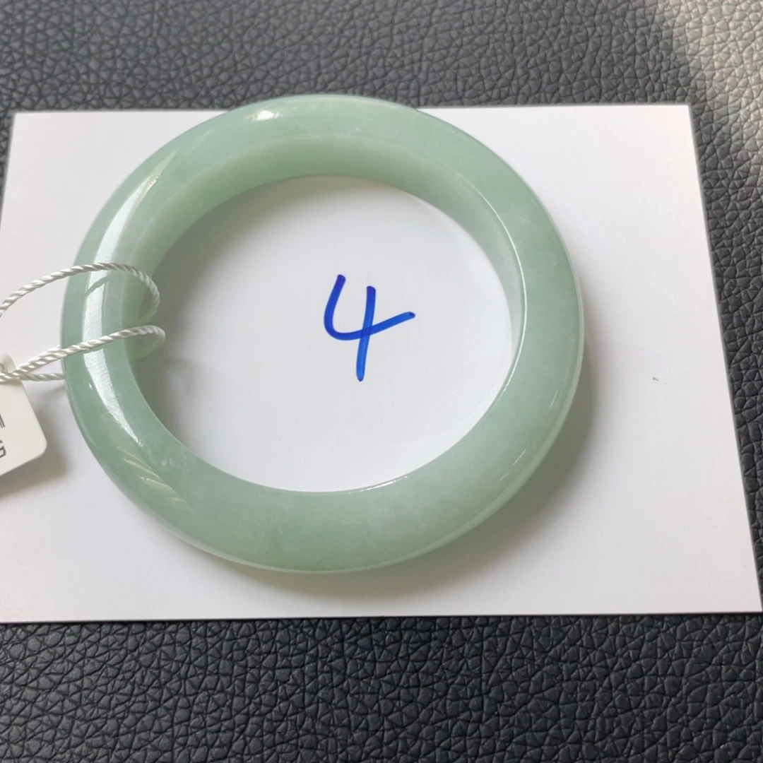 翡翠未镶嵌手镯4号