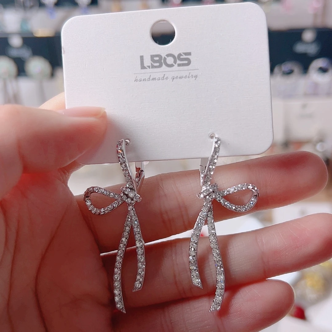 锆石纯铜合金耳环的