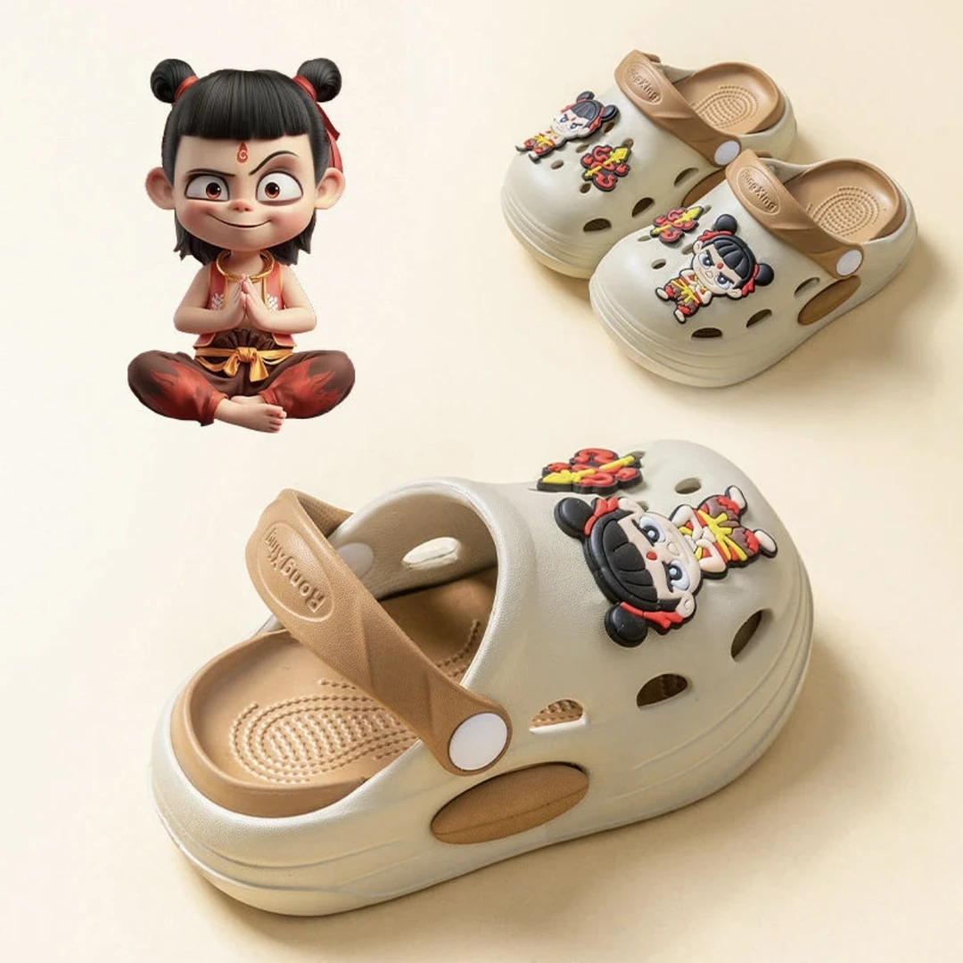 儿童洞洞鞋男女童宝亲子哪吒卡通居家户外防滑凉拖鞋夏季软底凉鞋