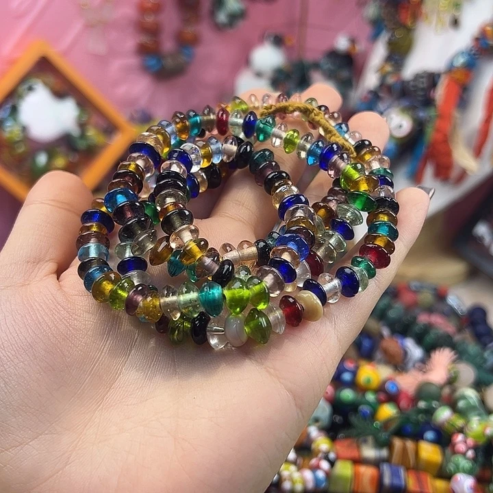 颈饰琉璃小飞碟琉璃尼泊尔