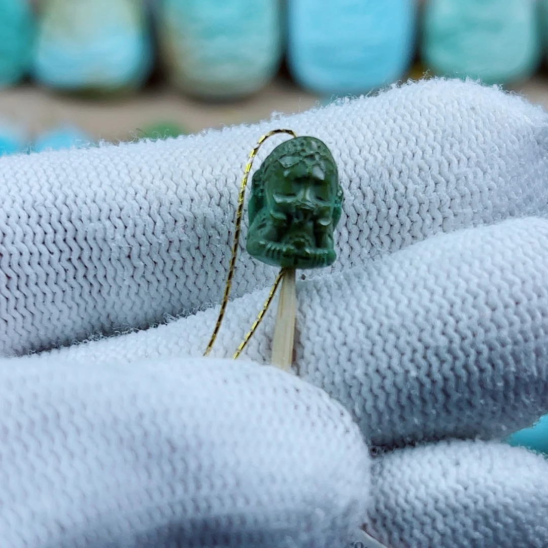 绿松石未镶嵌珠宝奇石