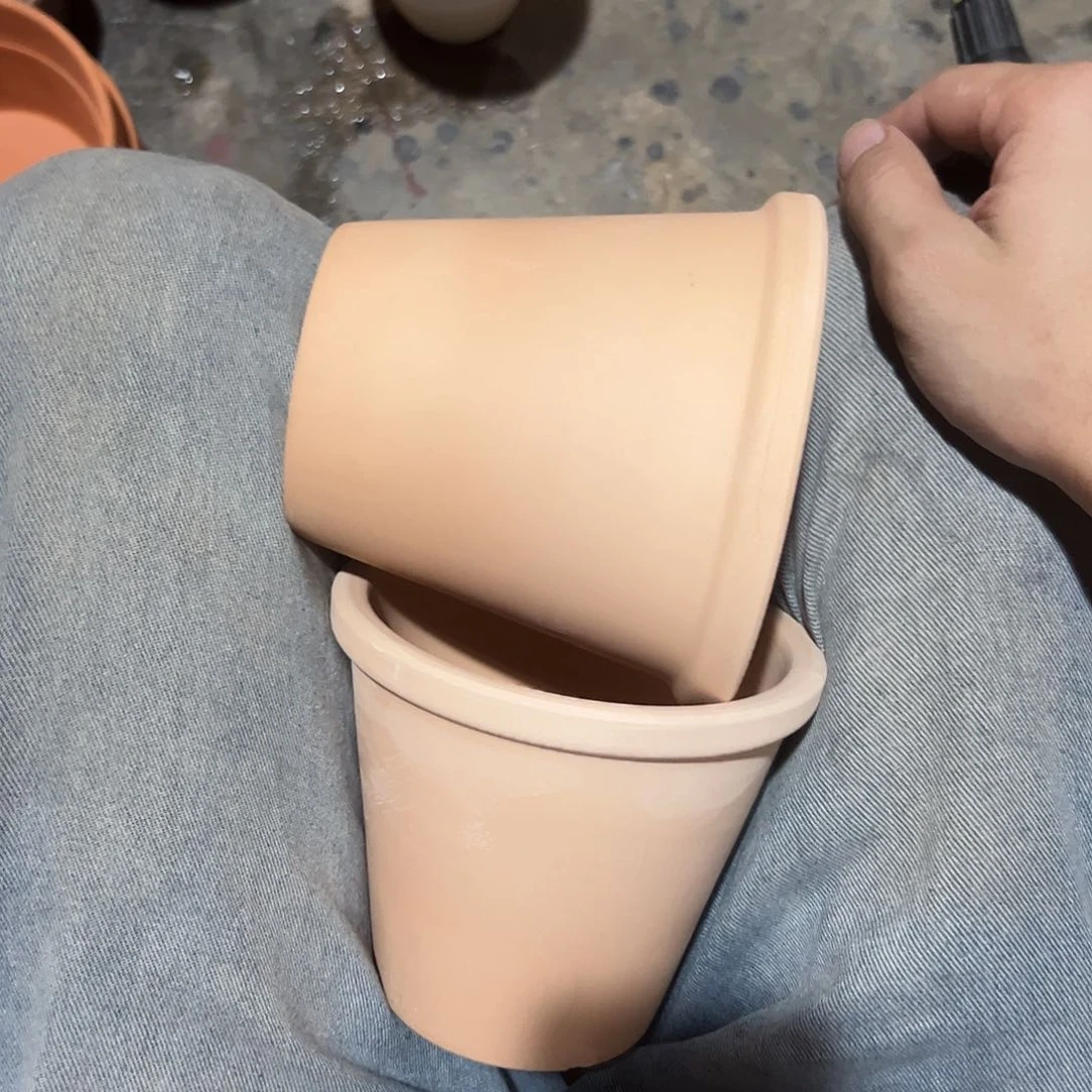 白云土新斗盆13口11高2个【微瑕】