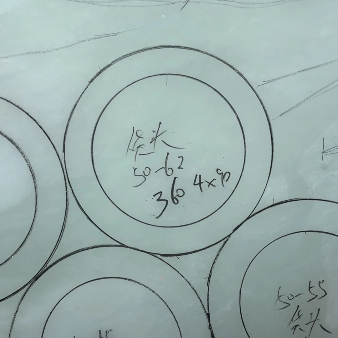 飞***a和田玉未镶嵌珠宝奇石