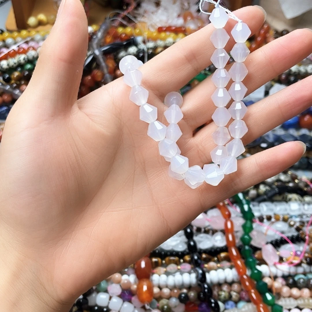 玛瑙/玉髓未镶嵌珠宝半成品卡10白玛瑙飞碟一条