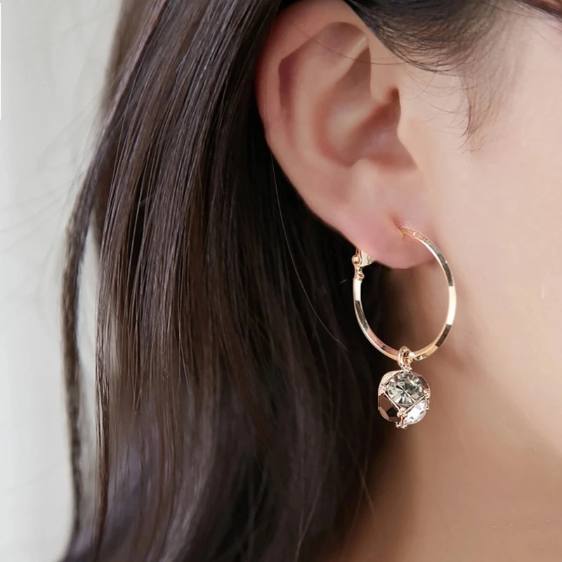 铜合金合成锆石耳饰 气质轻奢时尚百搭小众简约精致耳饰LY0128