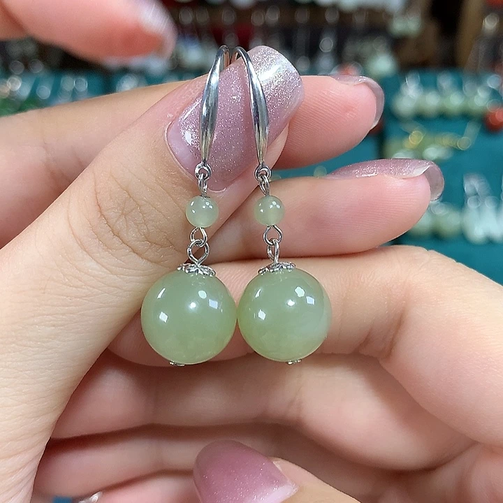 和田玉银S925镶嵌耳饰天然卡12mm左右冰晴水