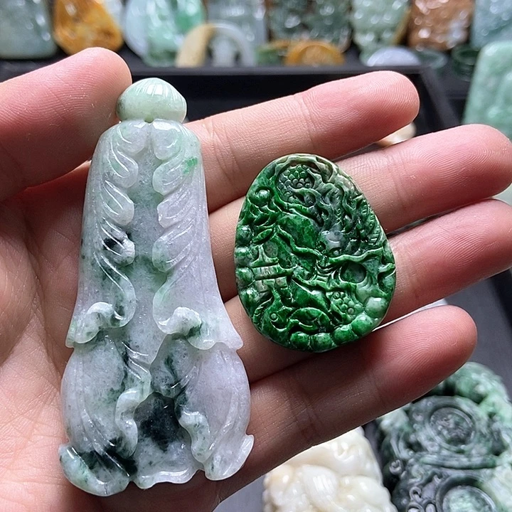 翡翠未镶嵌颈饰高*翡翠a货