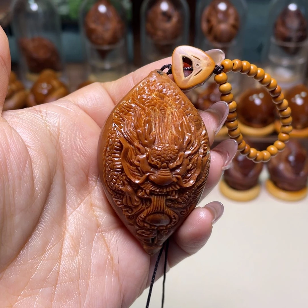 橄榄核吊坠深*海生肖龙守护富贵脸链子一套