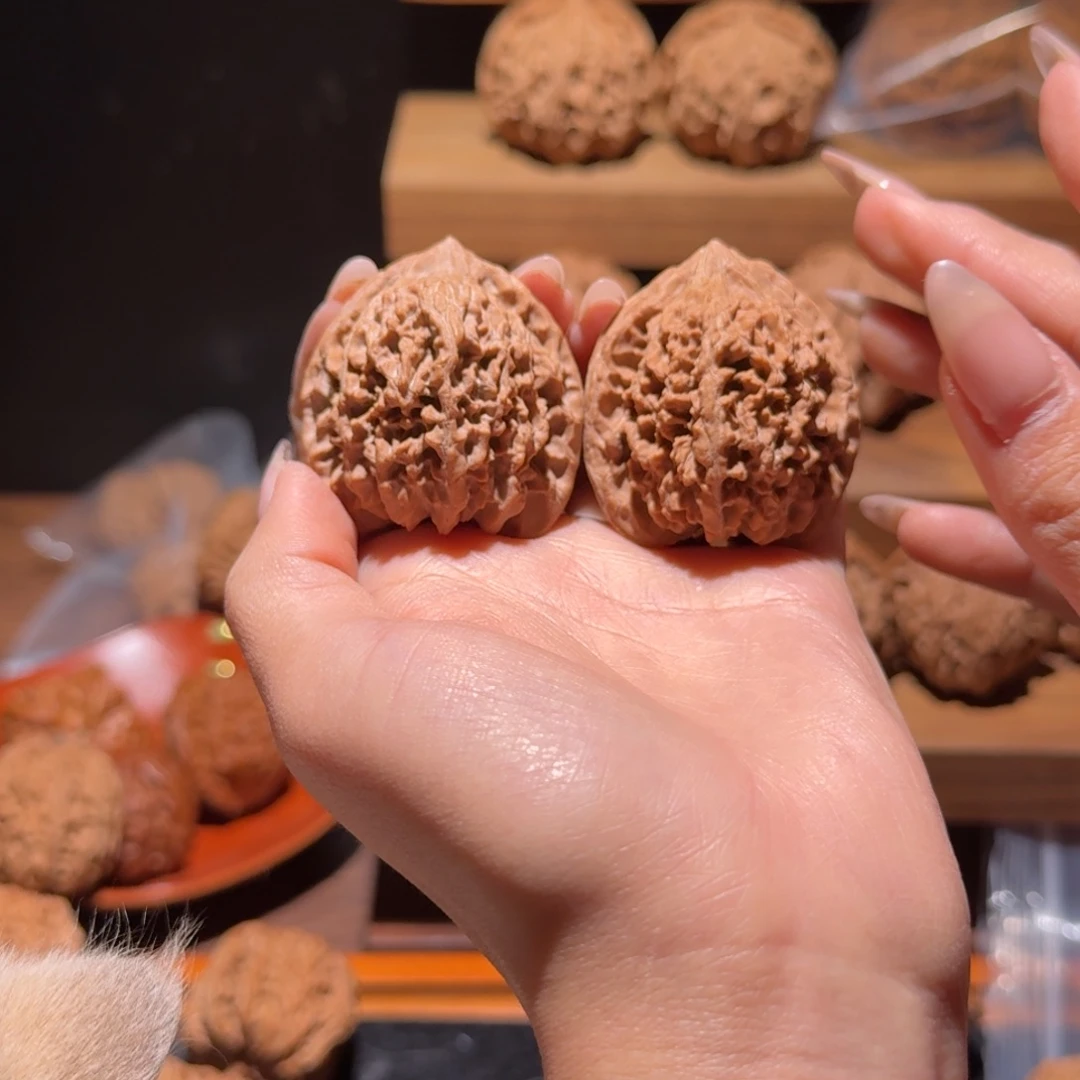 忆***远吊坠文玩核桃39满天星