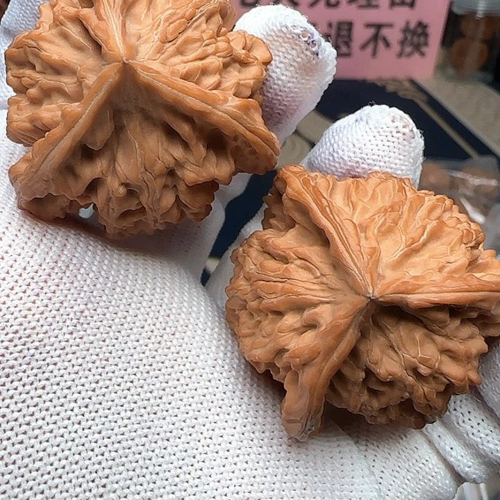 文玩核桃吊坠全品盘山三棱42