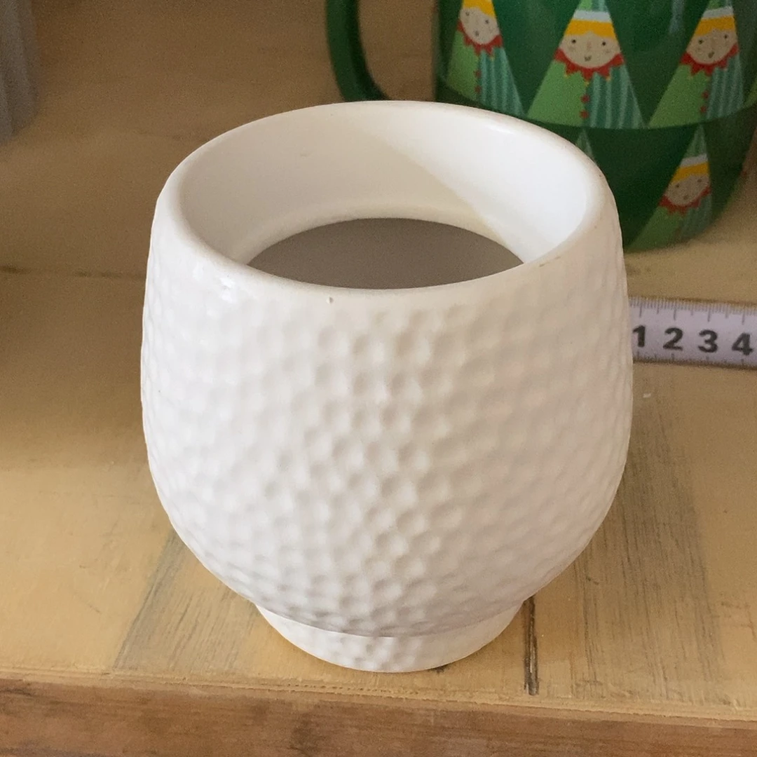 摆件陶盆有孔 瑕疵介意勿拍