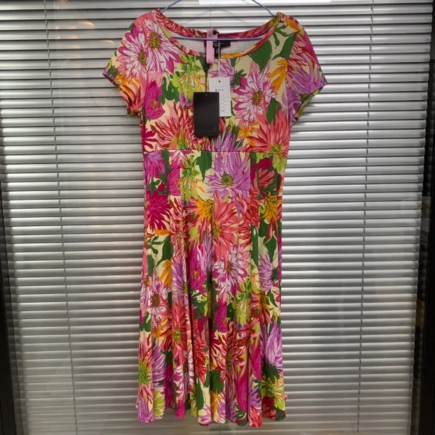 99新 MaxMara 花卉短袖连衣裙/M码/B01947