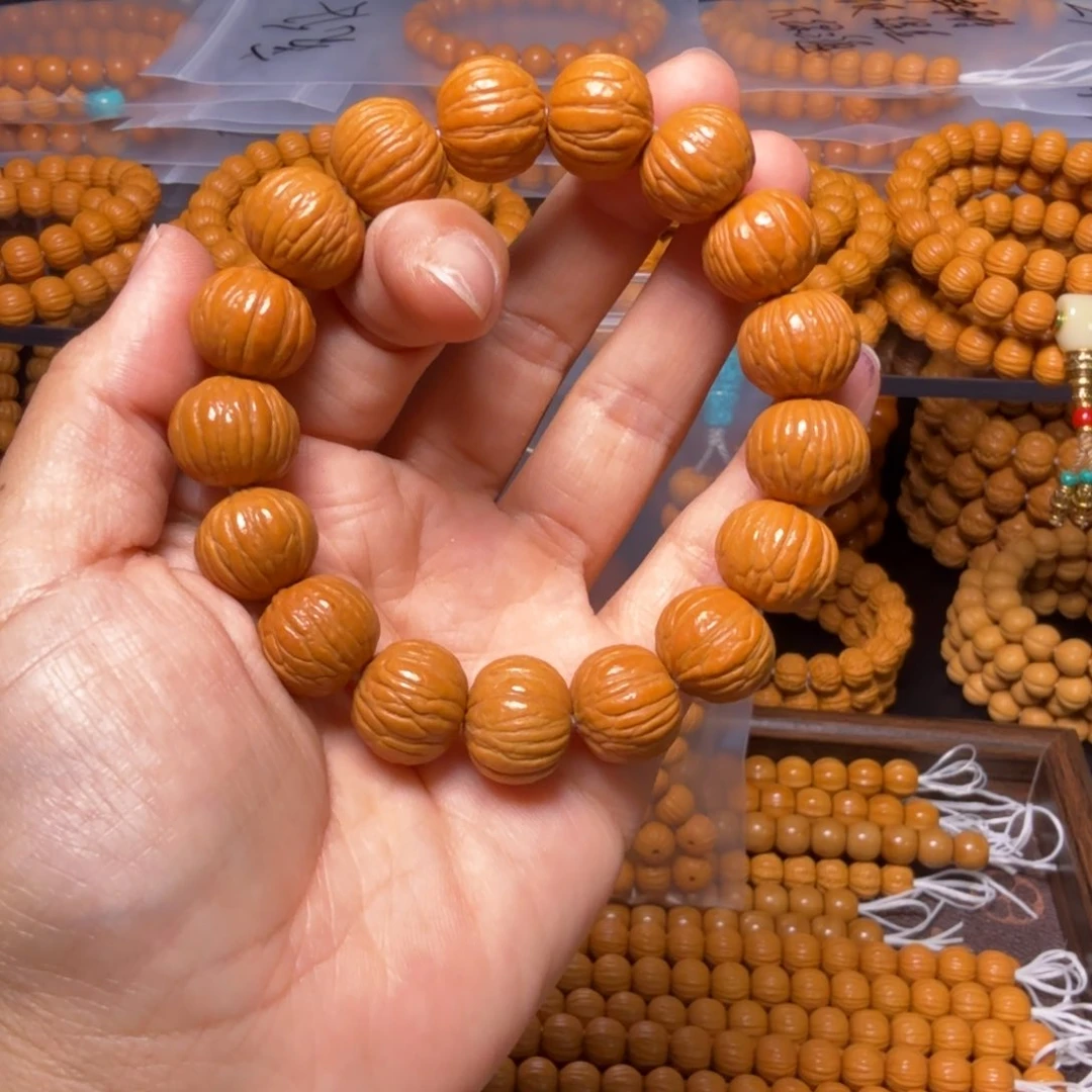 猴头核桃吊坠土豪手串