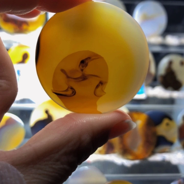 合金玛瑙/玉髓珠宝奇石82