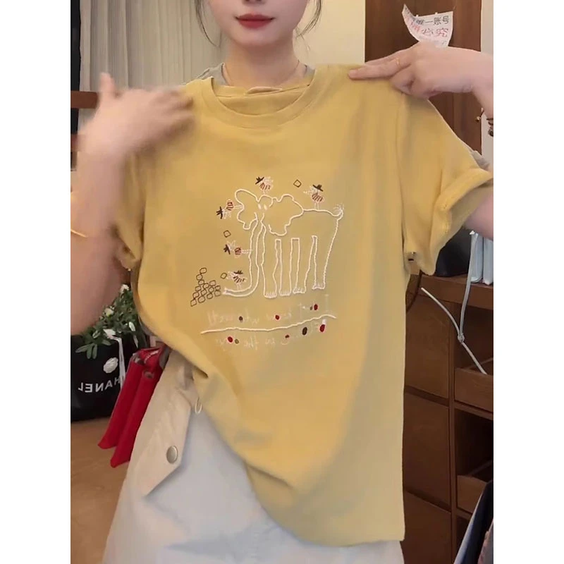 黄色正肩短袖t恤女2025夏季新款韩版减龄刺绣圆领洋气短款上衣潮
