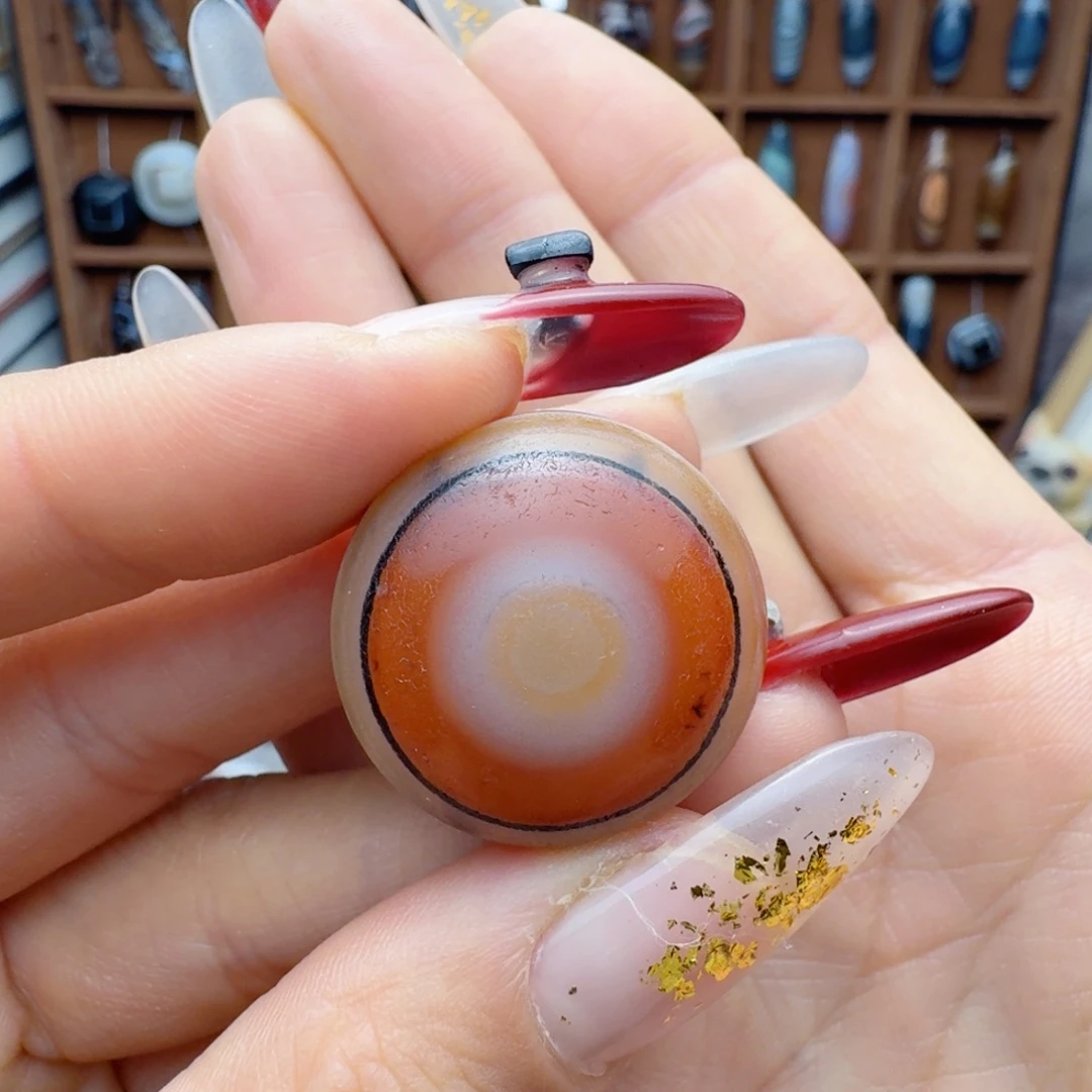 J***y玛瑙/玉髓未镶嵌锁骨