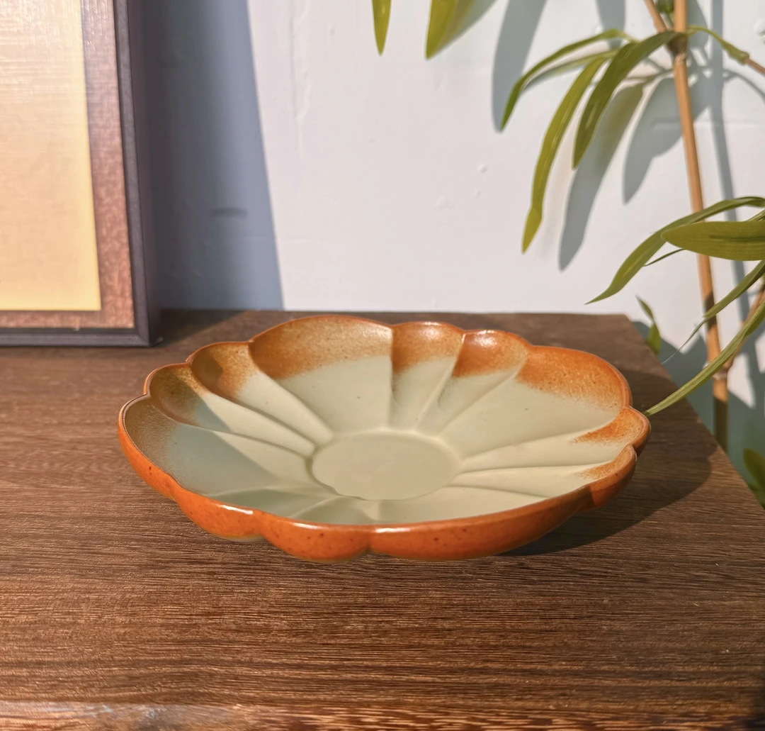 高颜值粗陶6.5英寸九月花碟