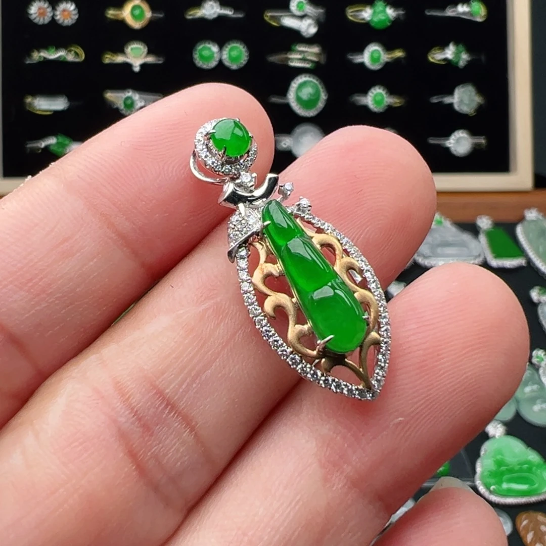 翡翠18K金镶嵌颈饰豆子15