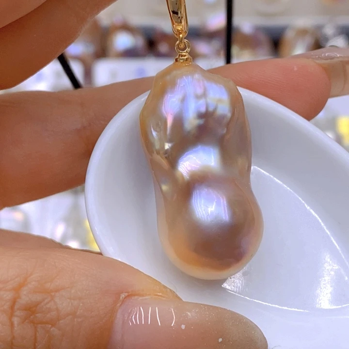 淡水珍珠吊坠(赠链)未镶嵌
