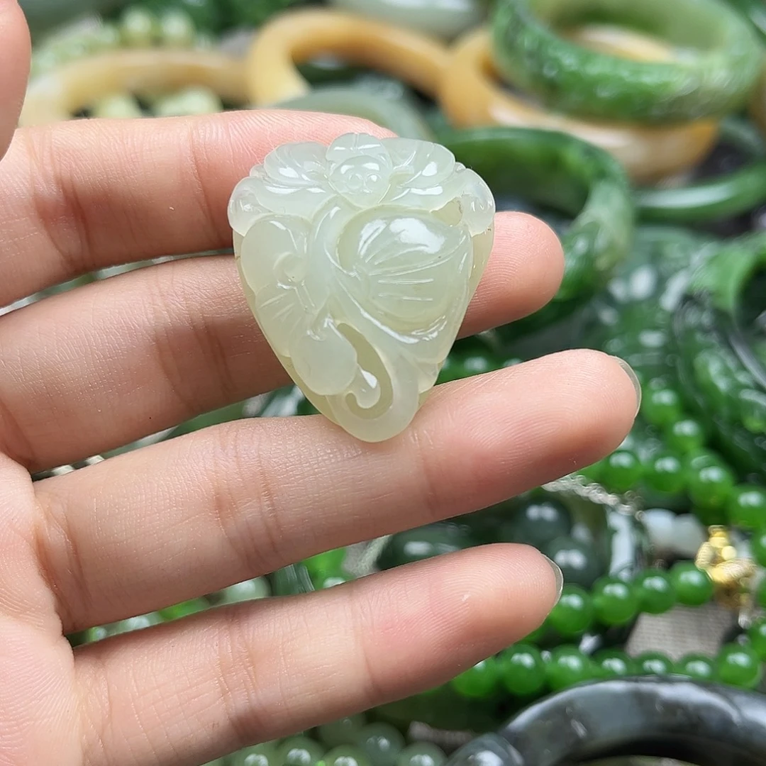 和田玉（白玉）未镶嵌颈饰