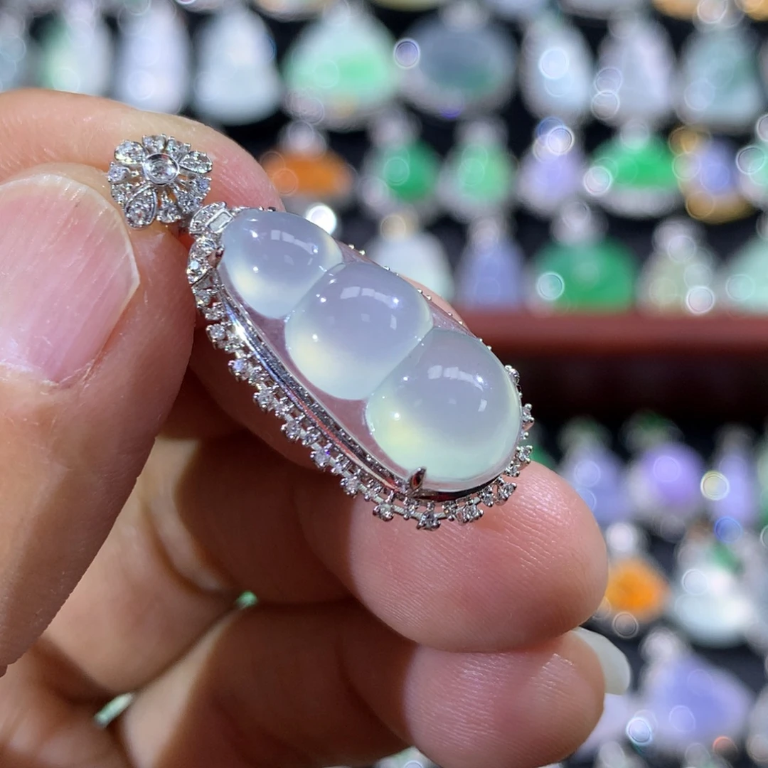 翡翠18K金镶嵌吊坠(不含链)