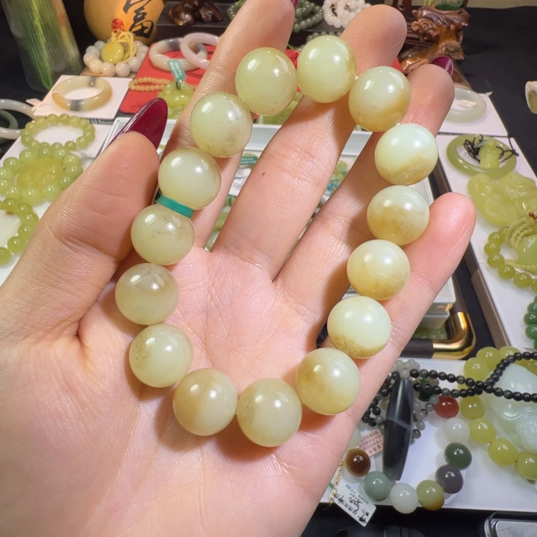 和田玉未镶嵌笔搁