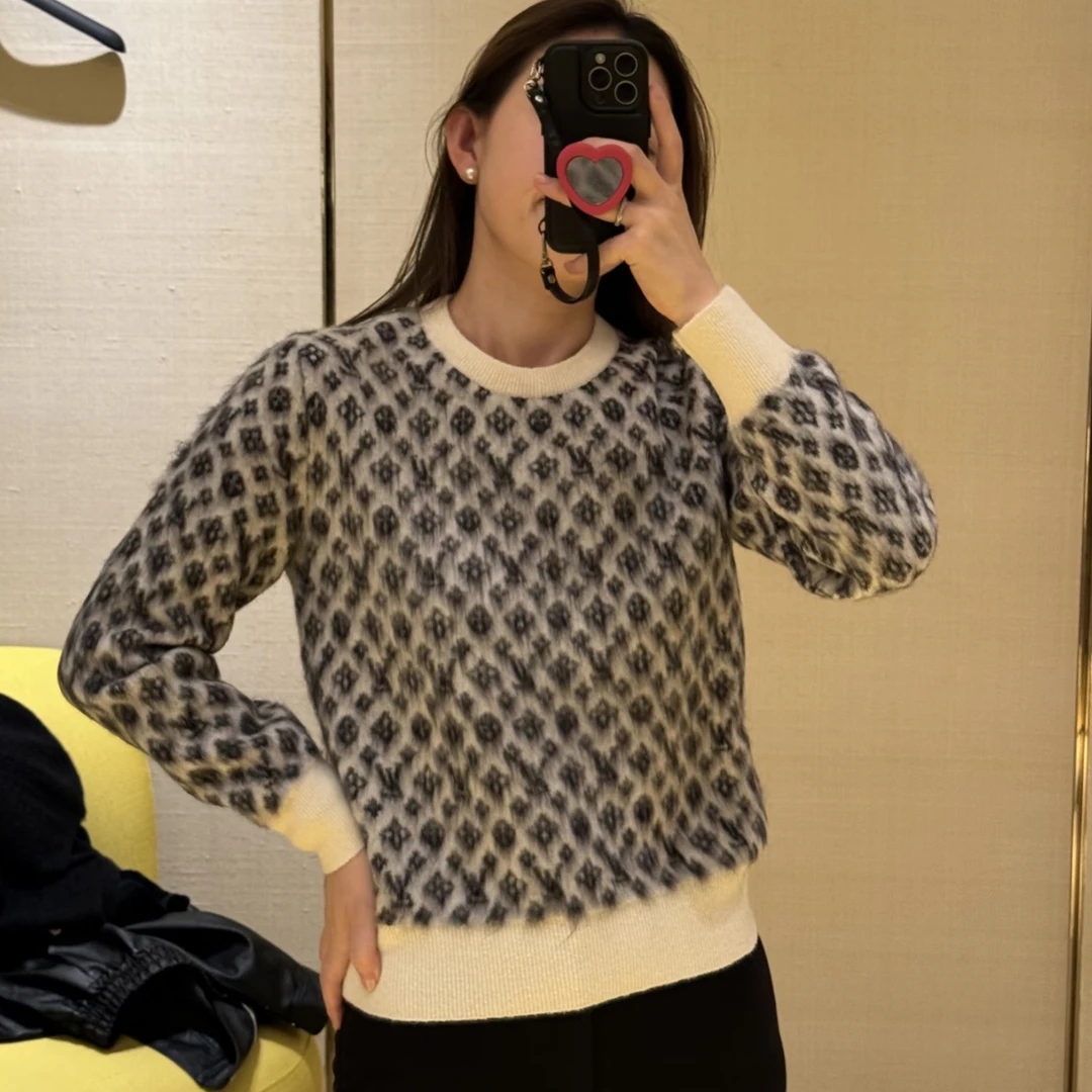 未使用 LouisVuitton/路易威登  25新款黑白老花满印毛衣 XS码