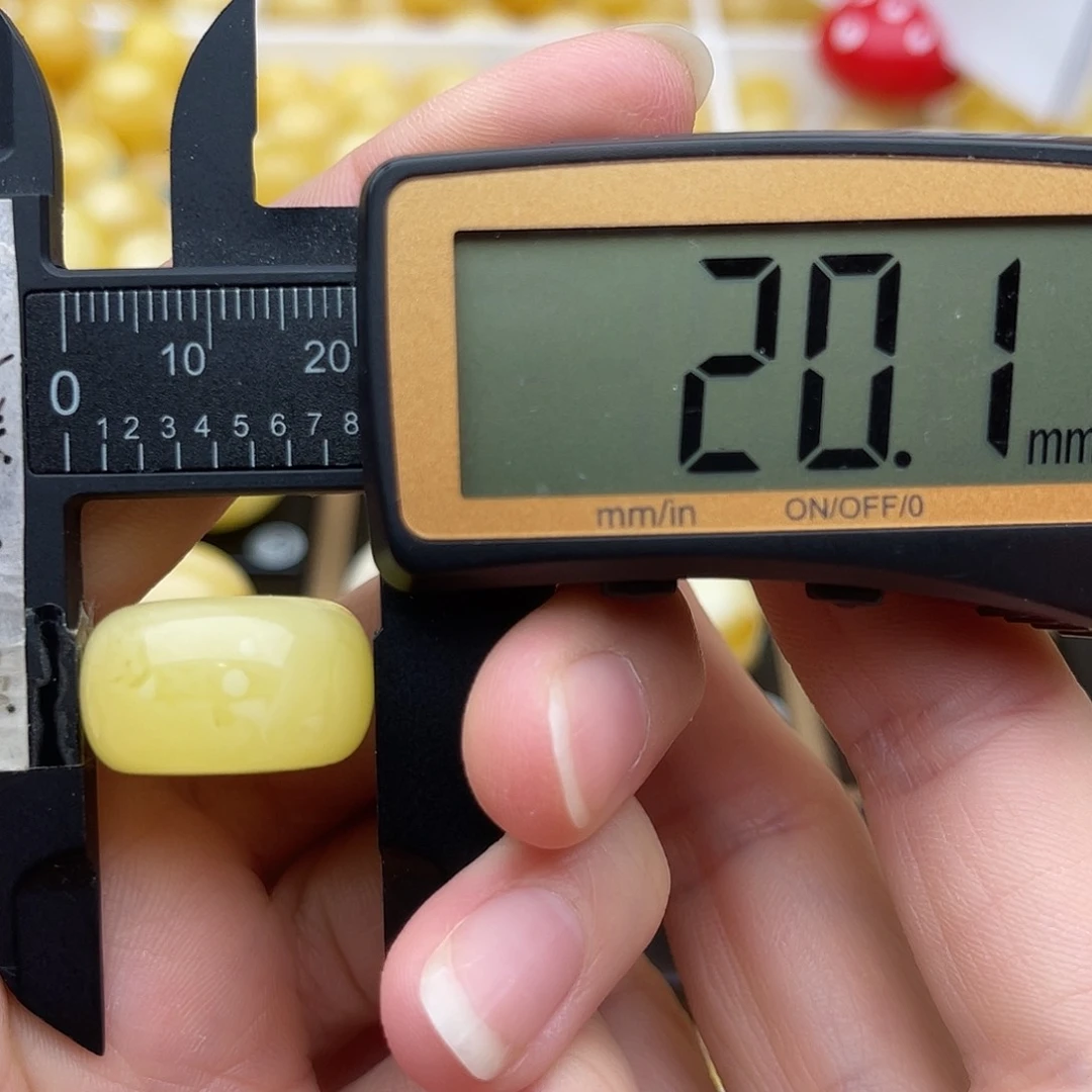 裸石琥珀未镶嵌蜜蜡瑕疵墩子鸽