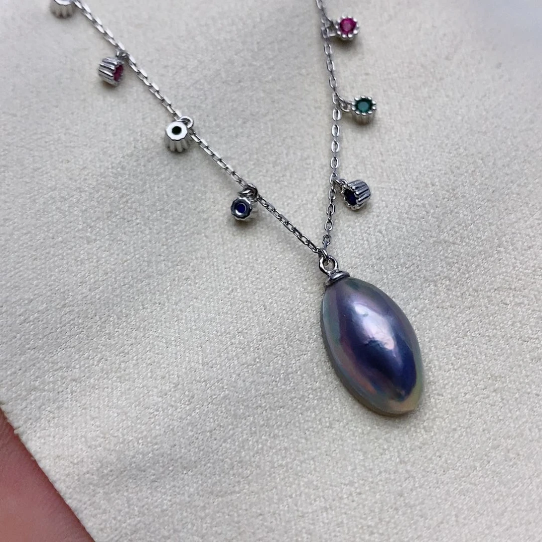 【闪购商品】银S925镶嵌拼合珍珠（马贝珠）颈饰