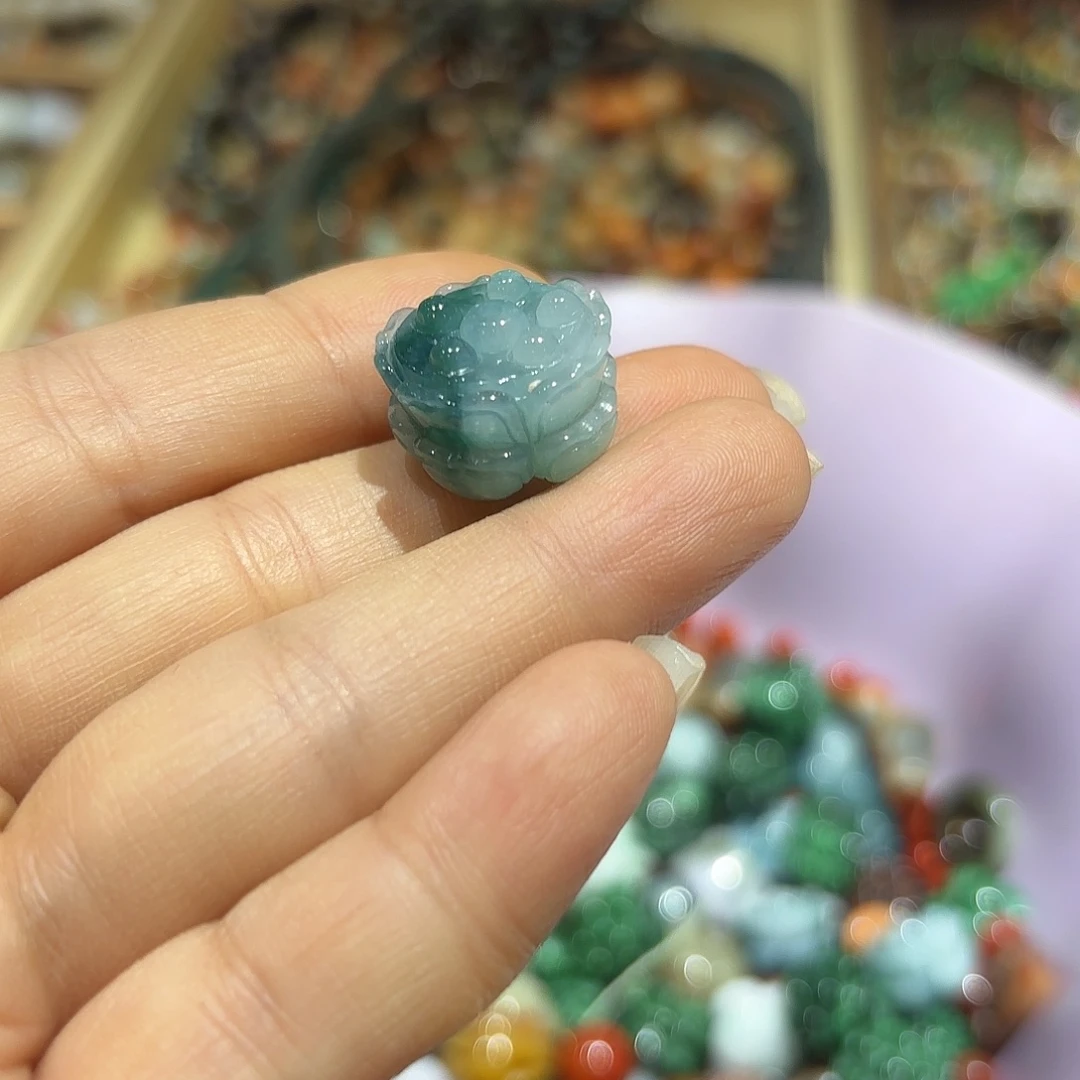 翡翠挂件未镶嵌原创