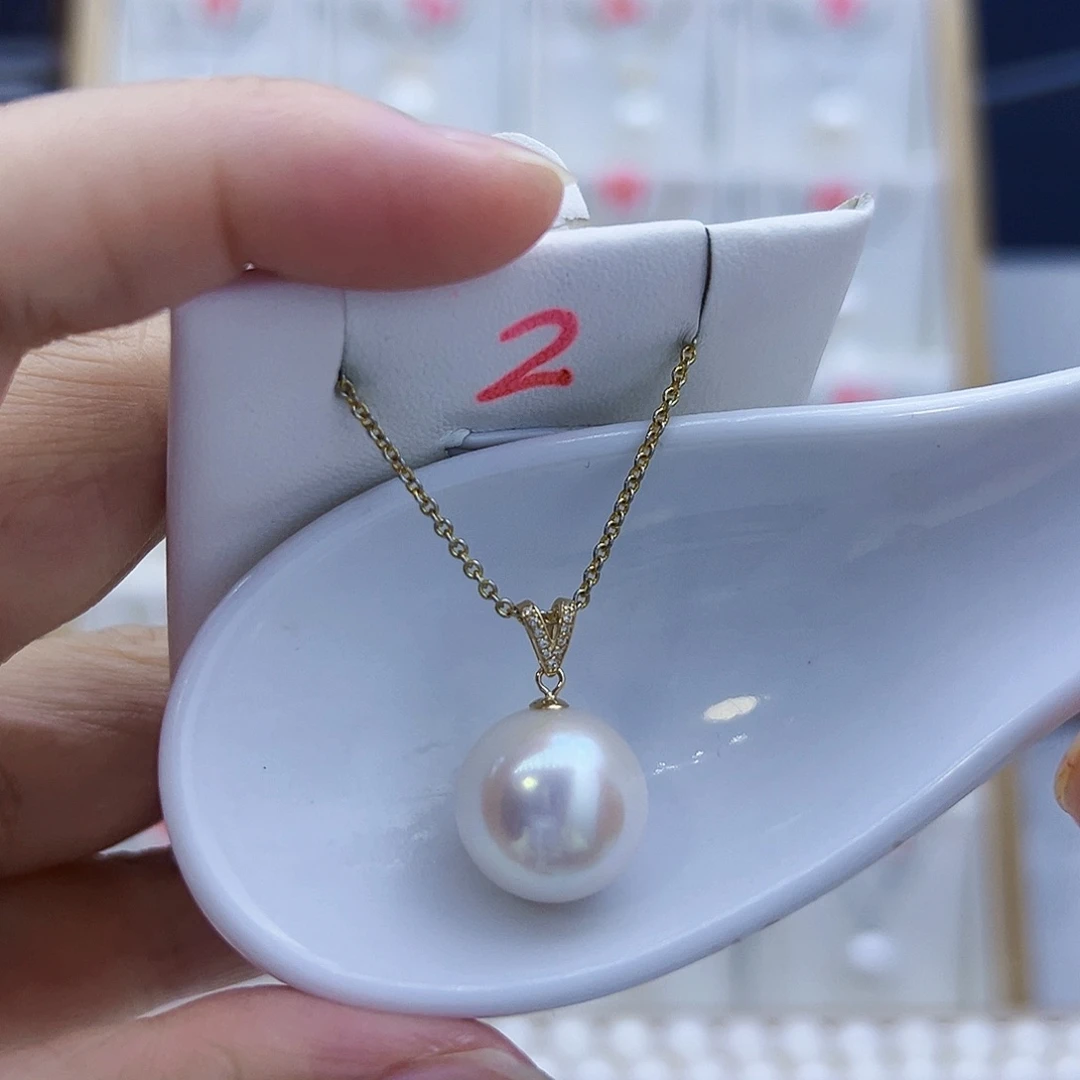 吊坠(赠链)18K金镶嵌淡水珍珠
