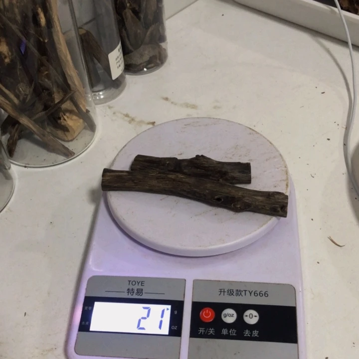 线香奇楠张勺子原材料？