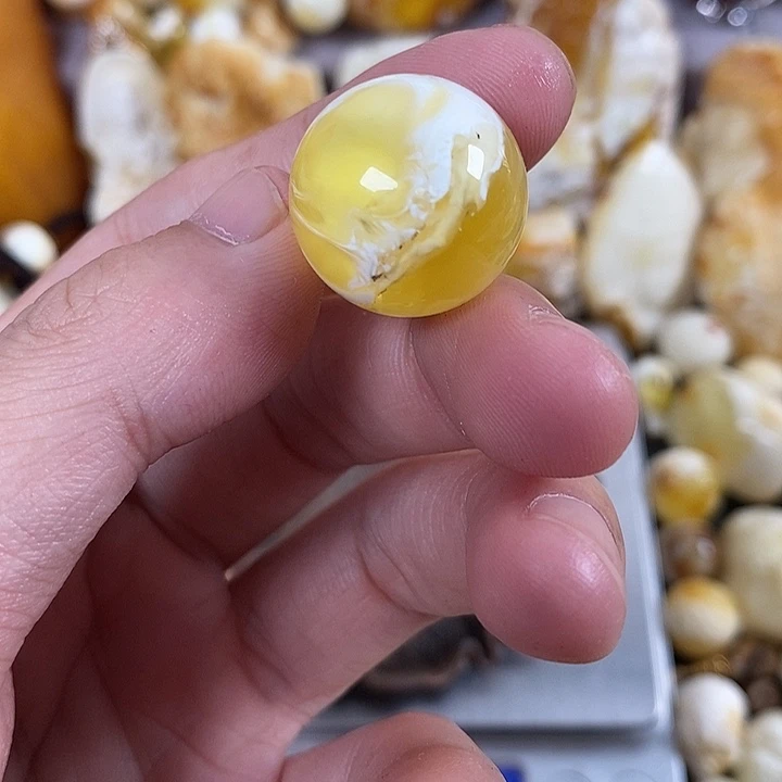 琥珀未镶嵌裸石我