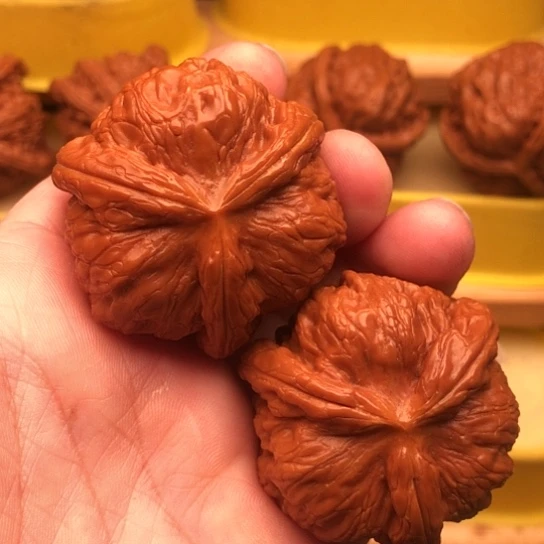 文玩核桃吊坠笑**生核桃