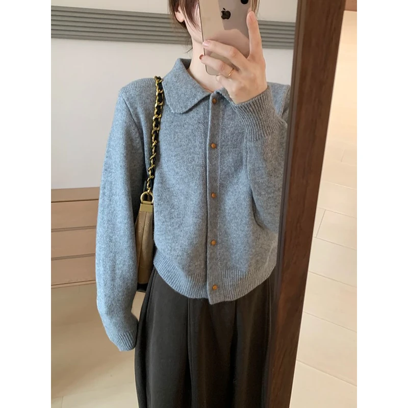 简约风娃娃领浣熊开衫2026年秋季新款韩版翻领显瘦上衣针织衫女装